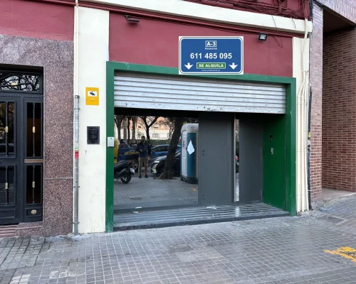 Alquiler Local comercial Tres Cruces 21, Valencia. Ref- 0843